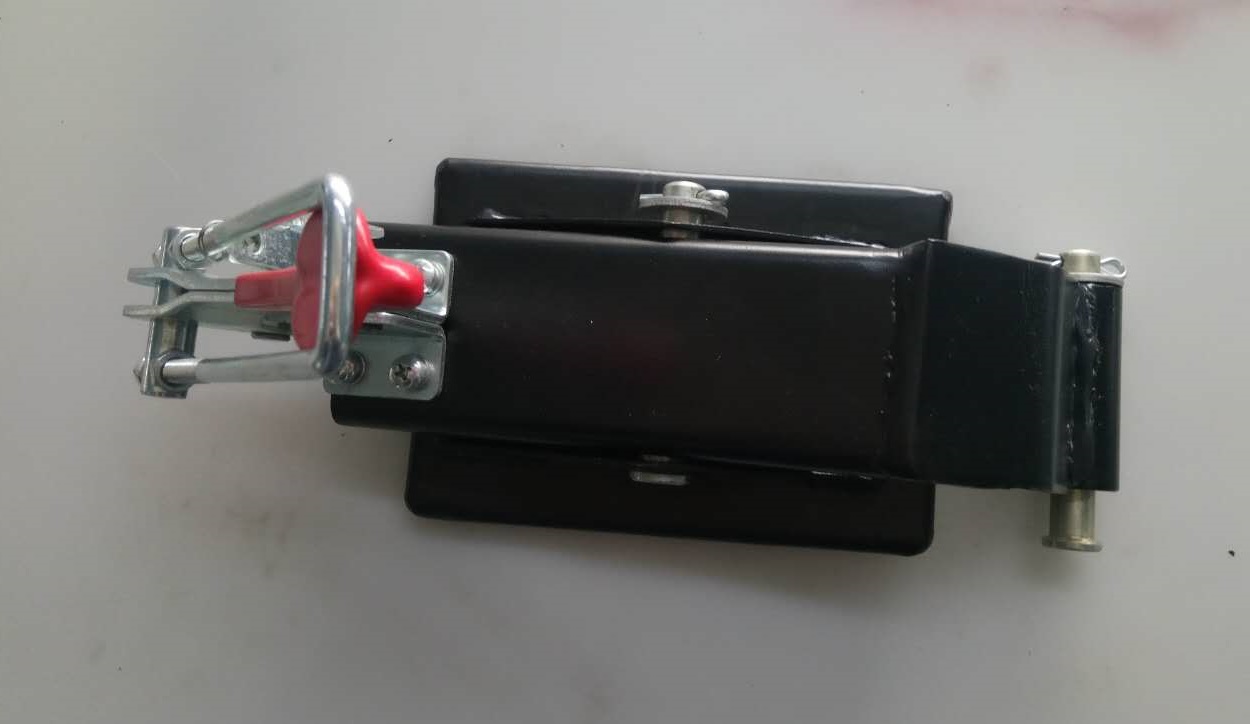 Sewage tank end cover assembly