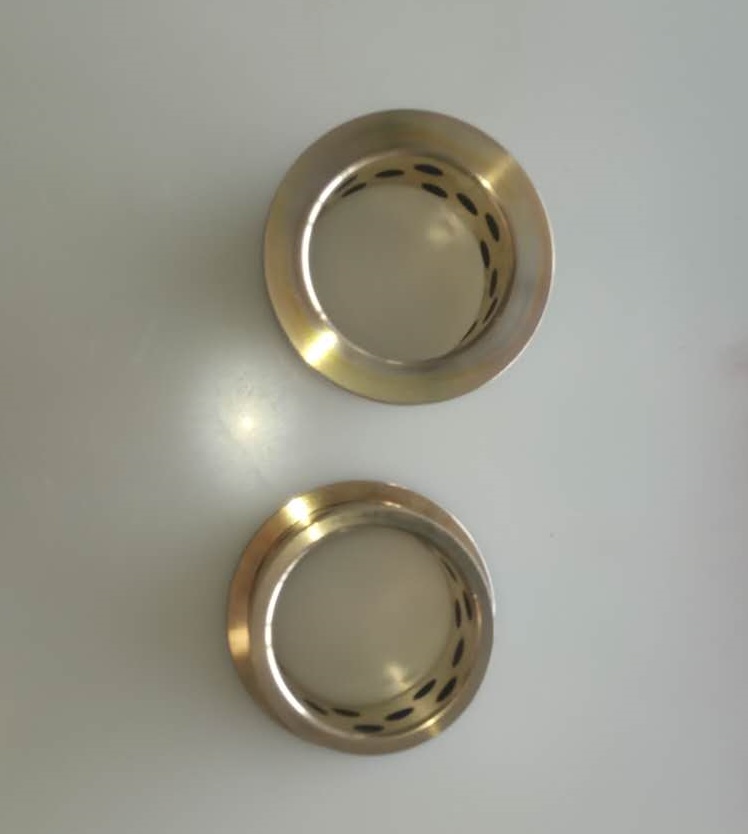 Self-lubricating bearings