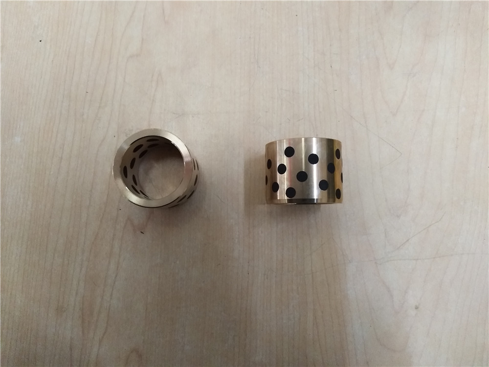 Trolley self-lubricating bearings