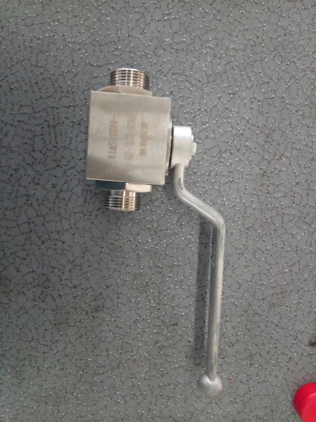 High pressure ball valve BKH-22L-20-4425-SW14