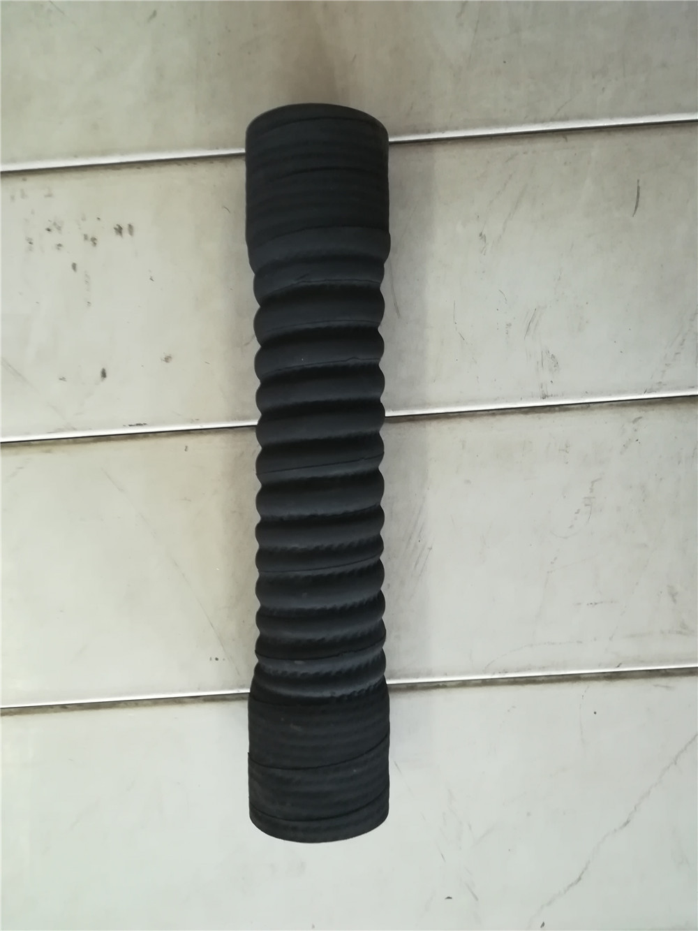 Wire corrugated pipe GS76X94-450