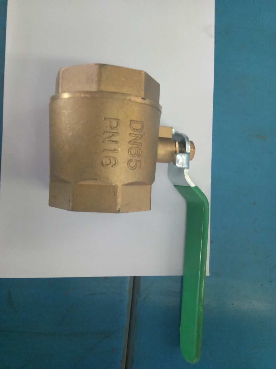 Brass ball valve DN65-216