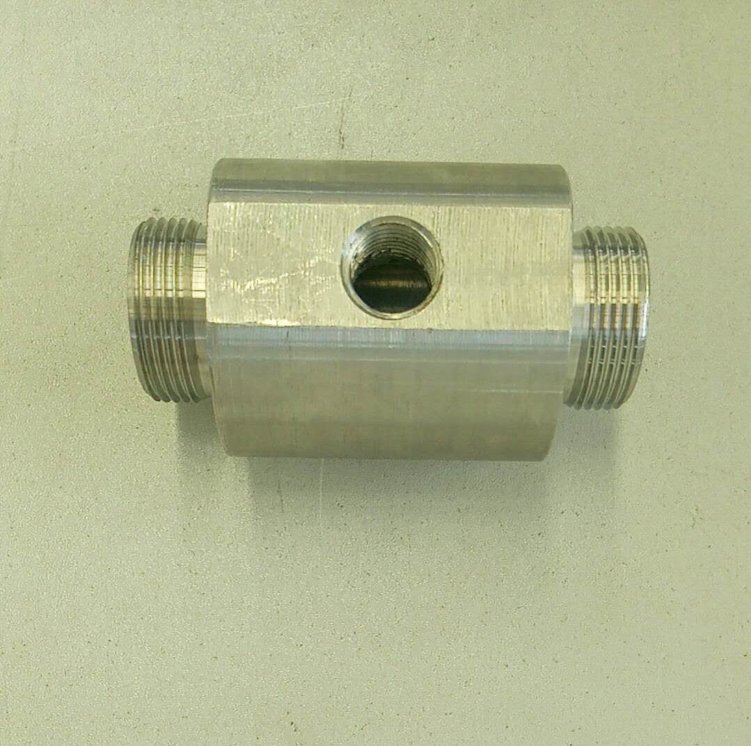 Тройник для выпуска воды