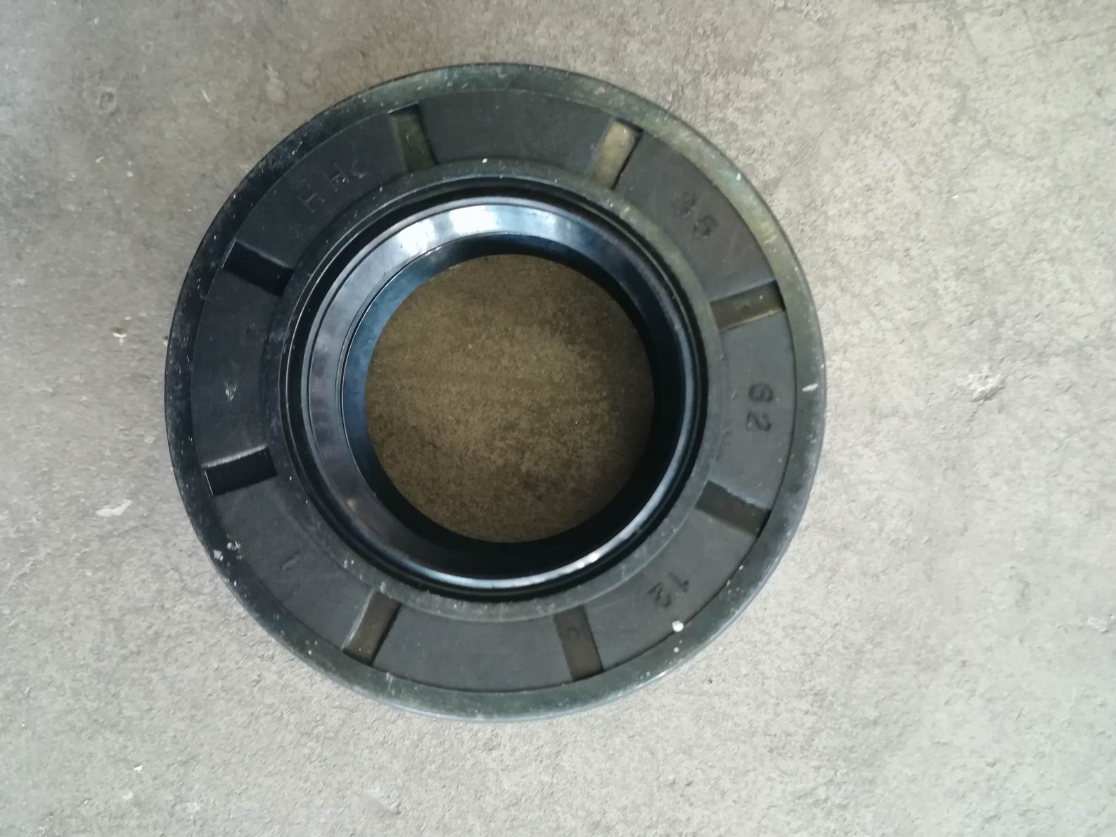 Water pump oil seal; 35*62*12; for 4630-00589-1