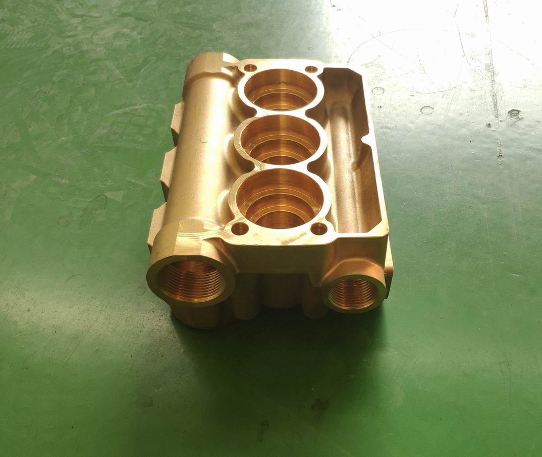 Pump head; 1604L6-3