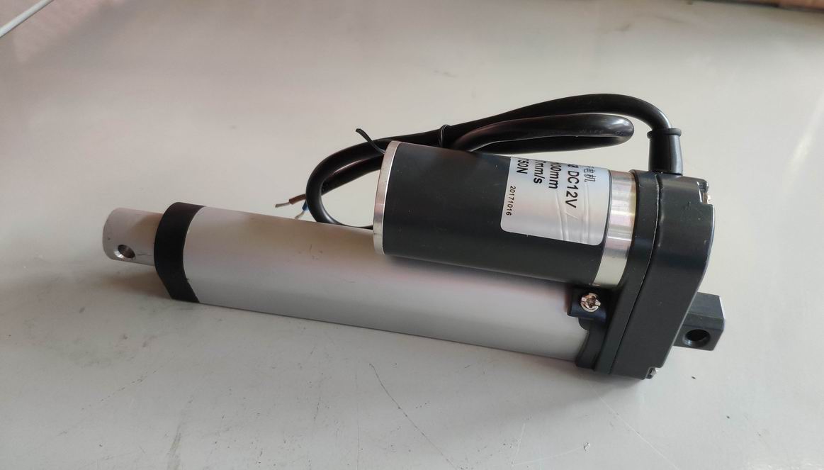 National V vehicle rear compartment electric push rod; XC758-DC12-100-1