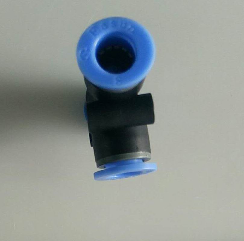 Трехходовое пневматическое соединение (%%C8)