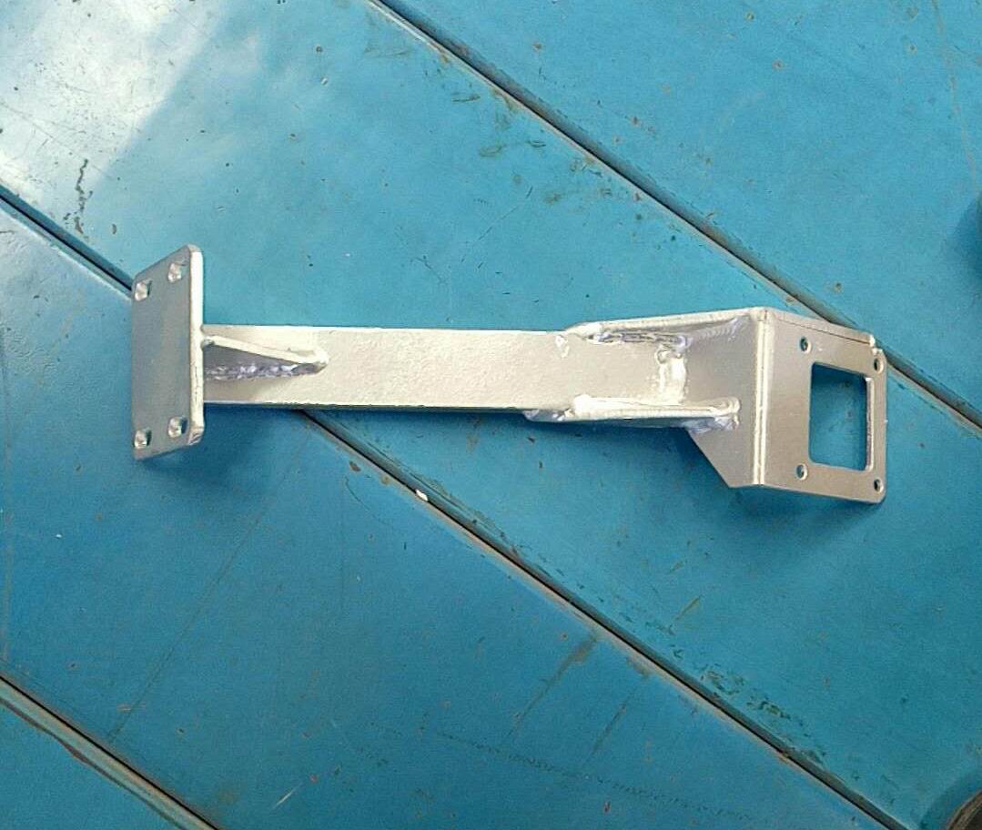 Point spray bracket-1