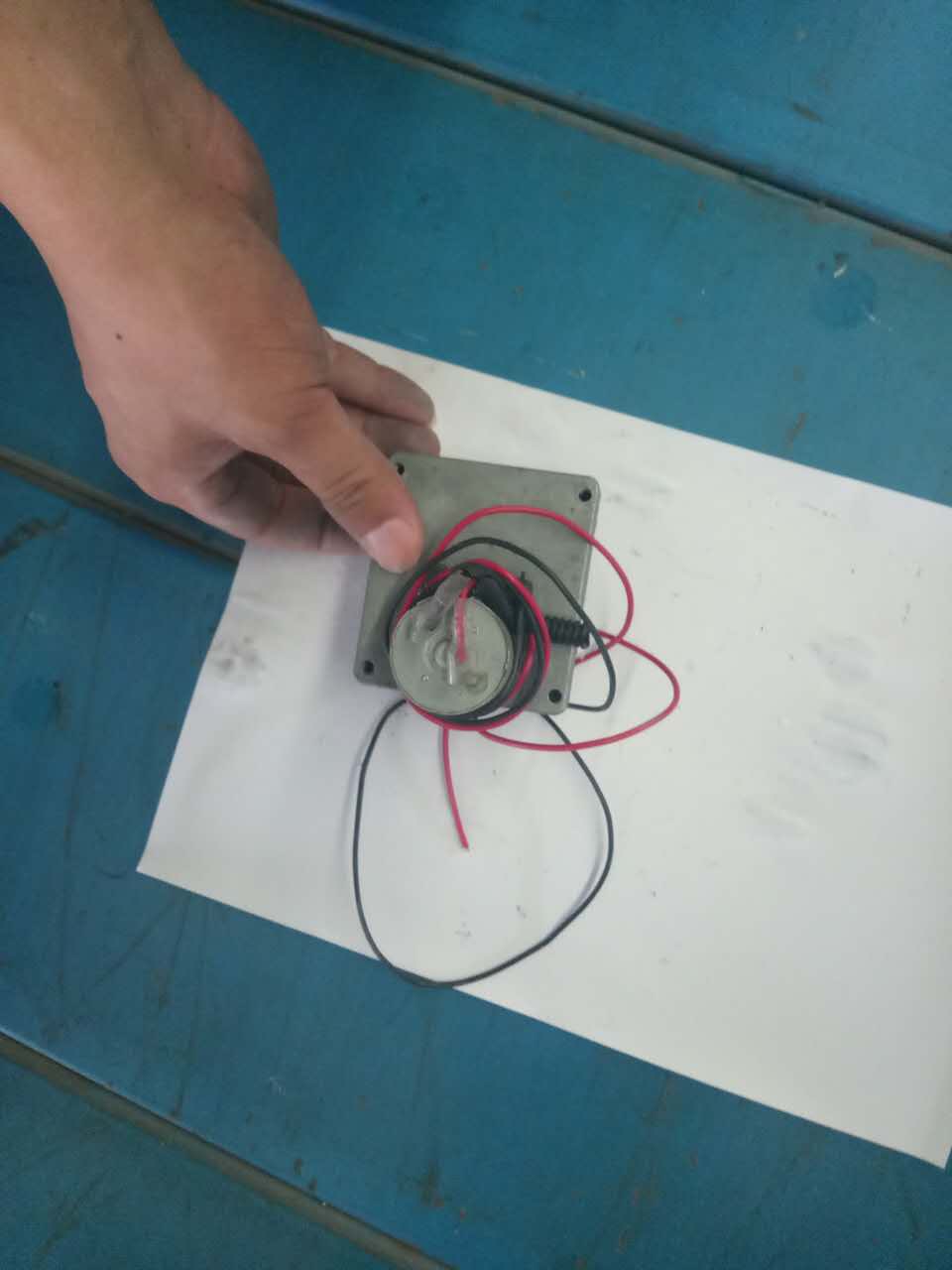 Point spray motor; TTH77-70JB520 (24V)