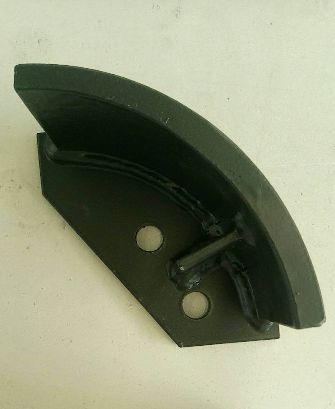 Right seat guard-1
