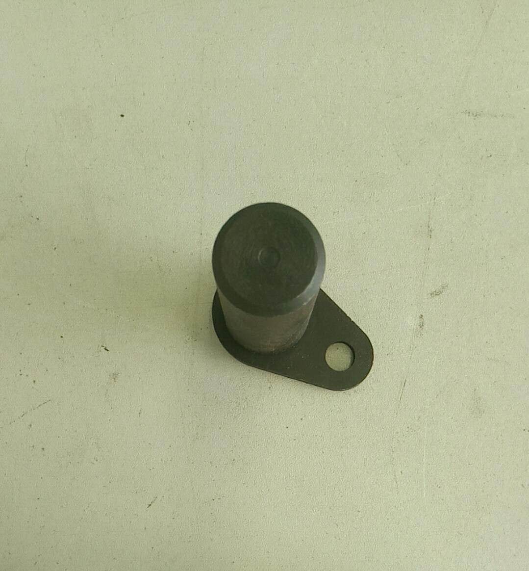 External swing cylinder pin assembly-1