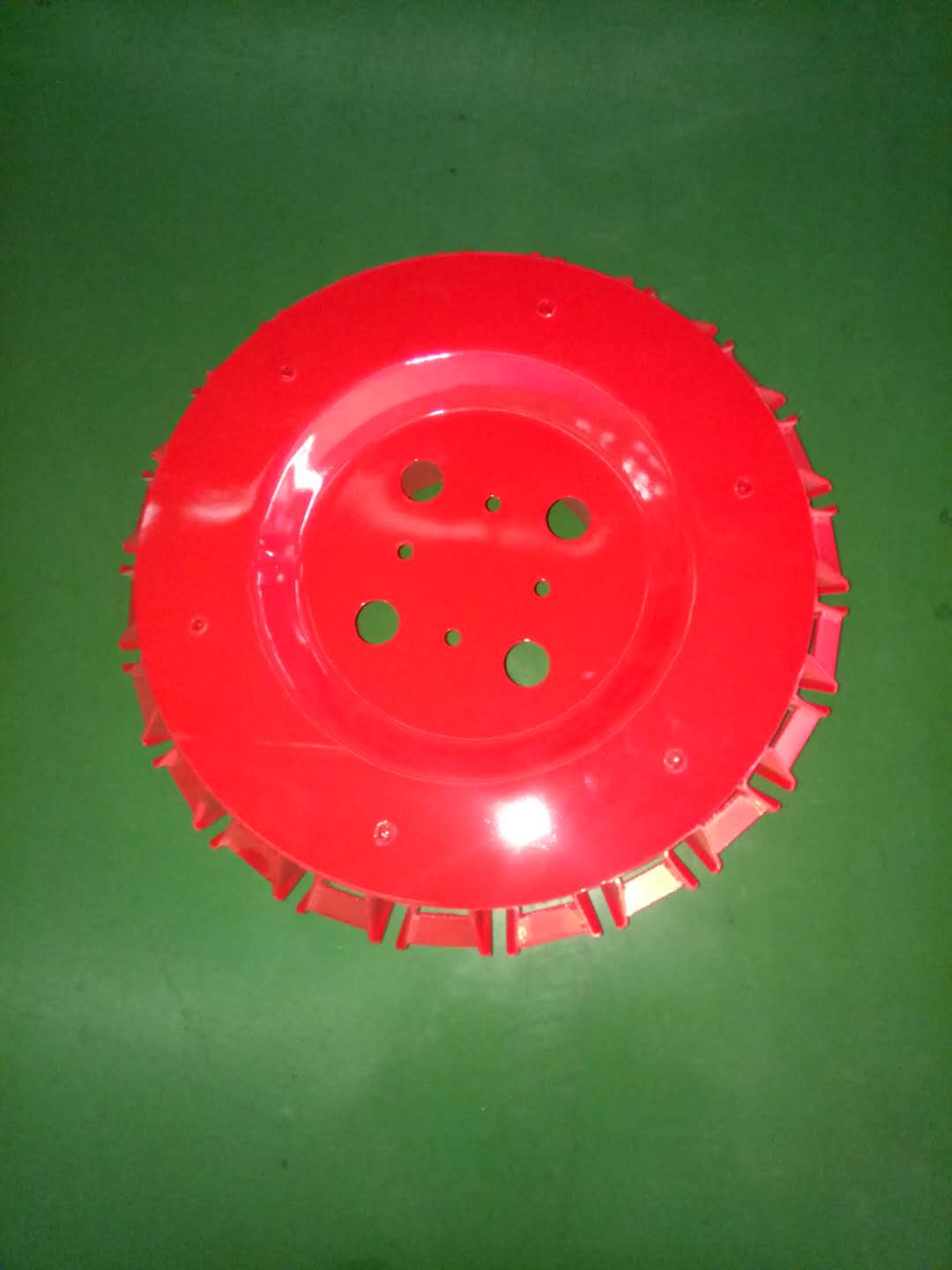 Quick-disassembly concave double sweeper