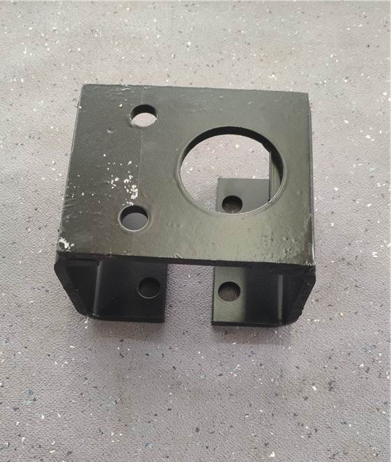 Right bearing seat bracket-1