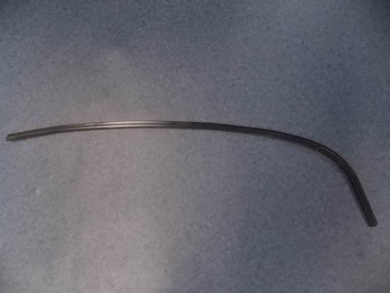 Правый передний проточный бачок