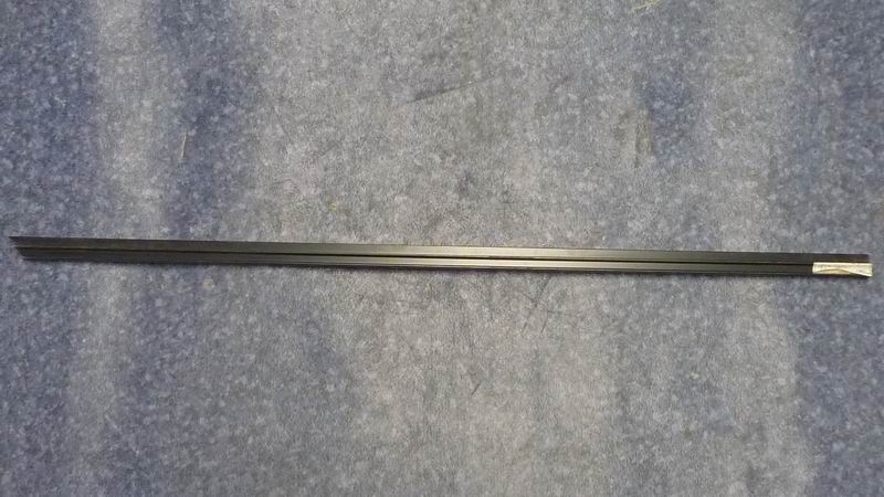 Passenger door flowing sink, 6122HD9