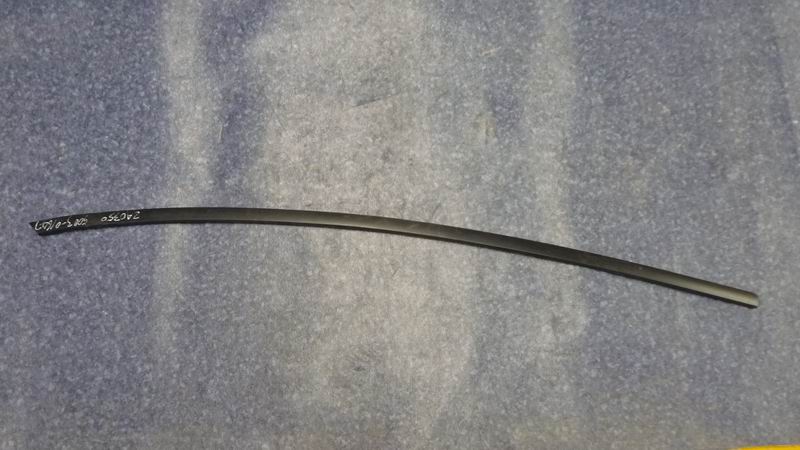 (Aluminum) The right side of the front windshield (6799H)