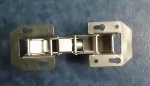 Stepping door hinges-1