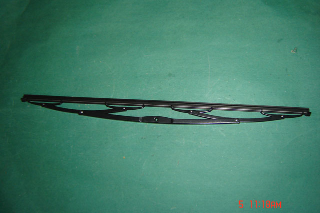 D wiper blade