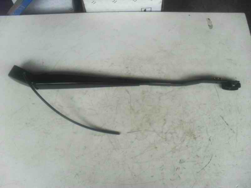 A74 wiper arm (right) new style