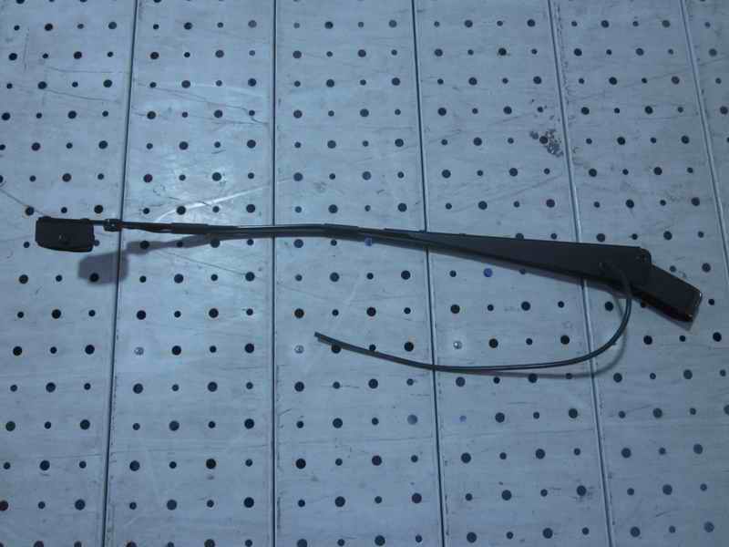 D wiper arm left-1