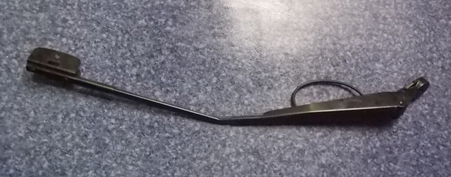 Wiper arm-right-1