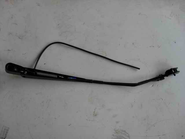 Wiper arm-right-1