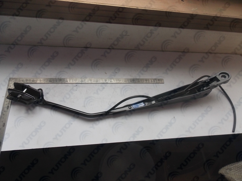 Single round tube wiper arm-left with bowl-shaped lid-3