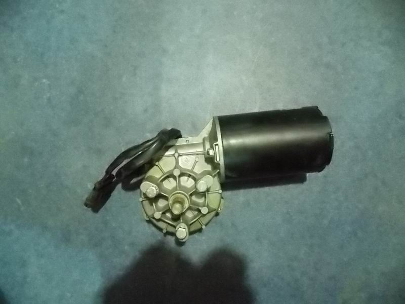 Wiper motor;; deleted same as 5205-01619-1