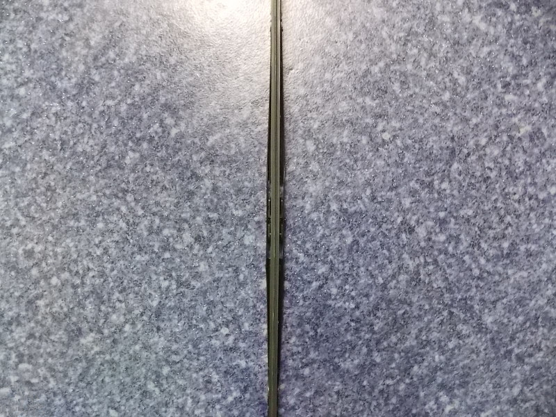 Wiper blade; 700MM-1