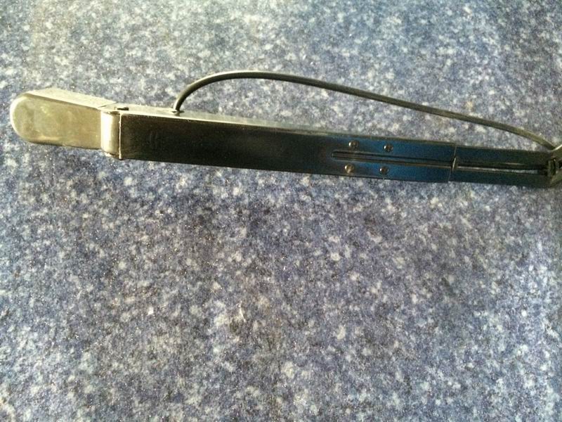 Wiper arm left 750mm double flat wire-2