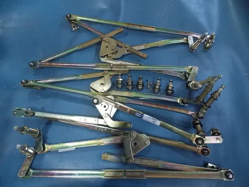 Wiper connecting rod assembly