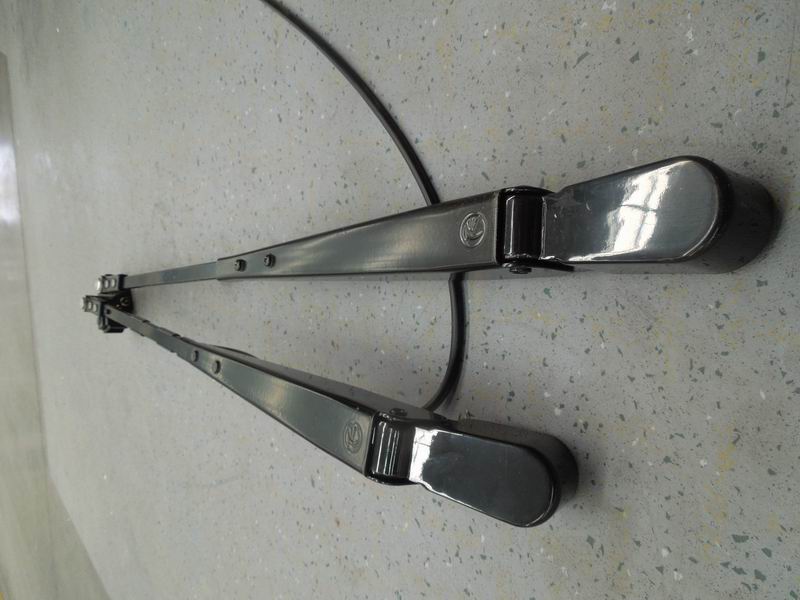 Wiper arm-left; deleted same as 5205-01884-1