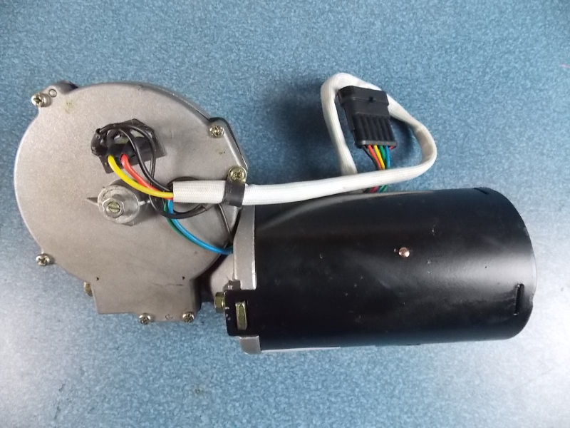 Мотор проволочной системы; исключен то же, что и двигатель 5205-00518-2