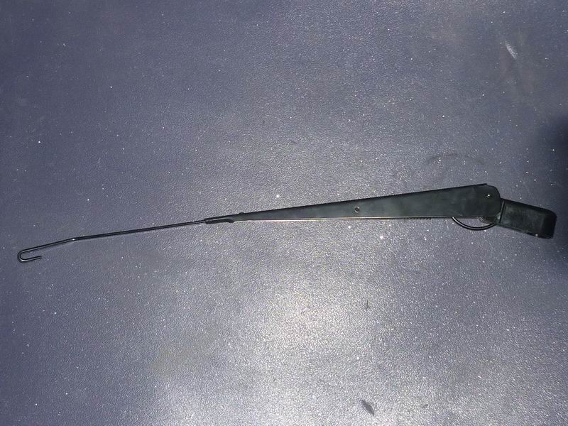 Рычаг стеклоочистителя; удалил так же, как и 5205-01875