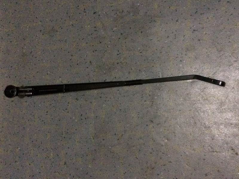 Рычаг стеклоочистителя