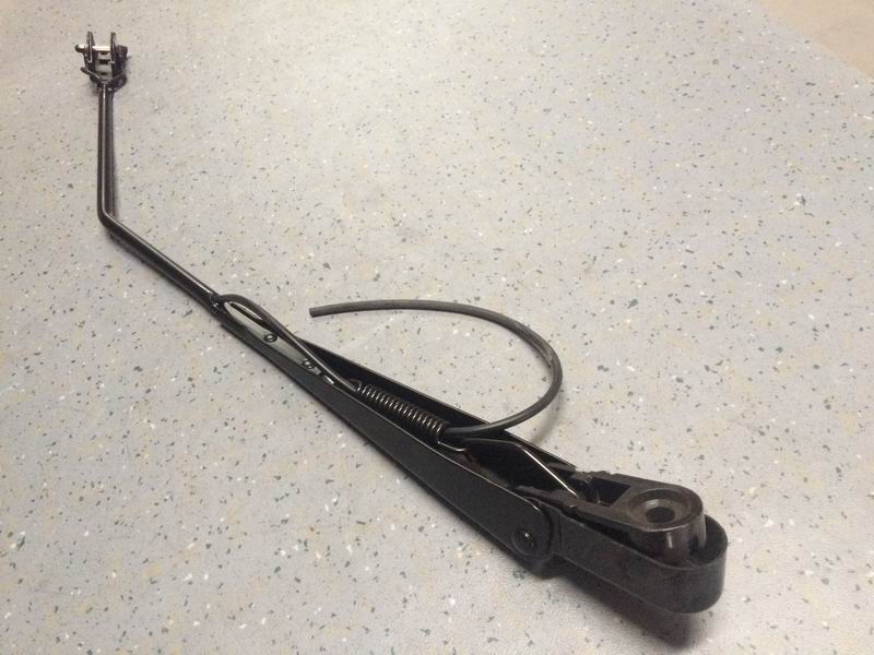 Single round tube wiper arm-left with square cover-2