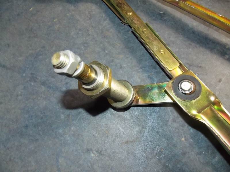 Шатун (межосевое расстояние 1800 ); удалил так же, как и 5205-01869-2