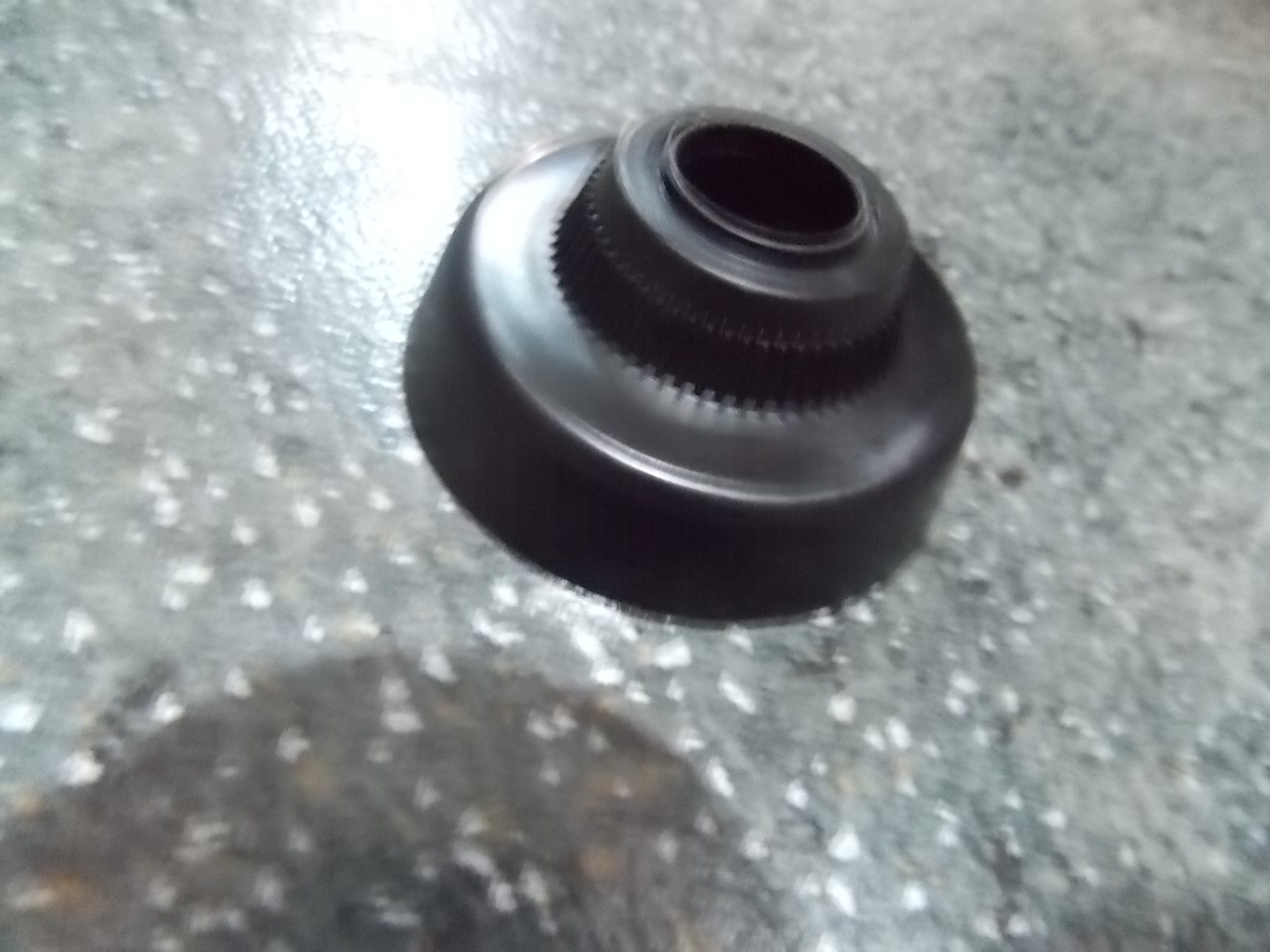 Connecting rod dust cover-2