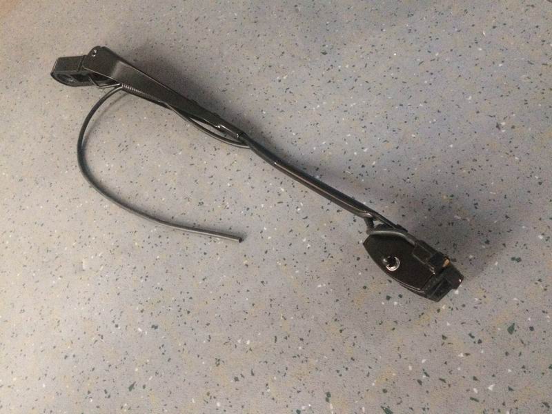 Wiper arm-right; deleted same as 5205-01845-2