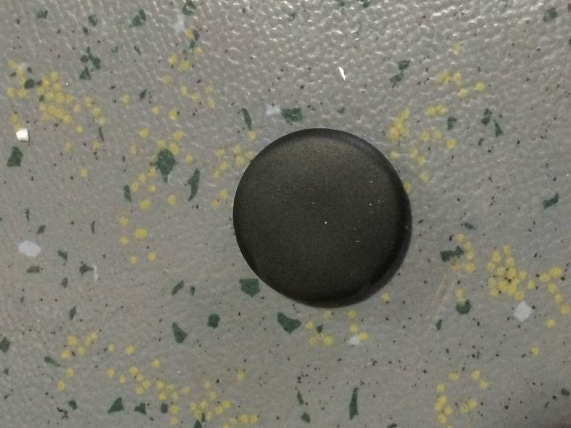 Wiper arm shaft cap-1