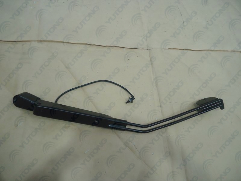Wiper arm-left; deleted same as 5205-02175
