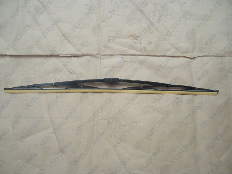 Щетка стеклоочистителя, 1368210YM04 , 1000