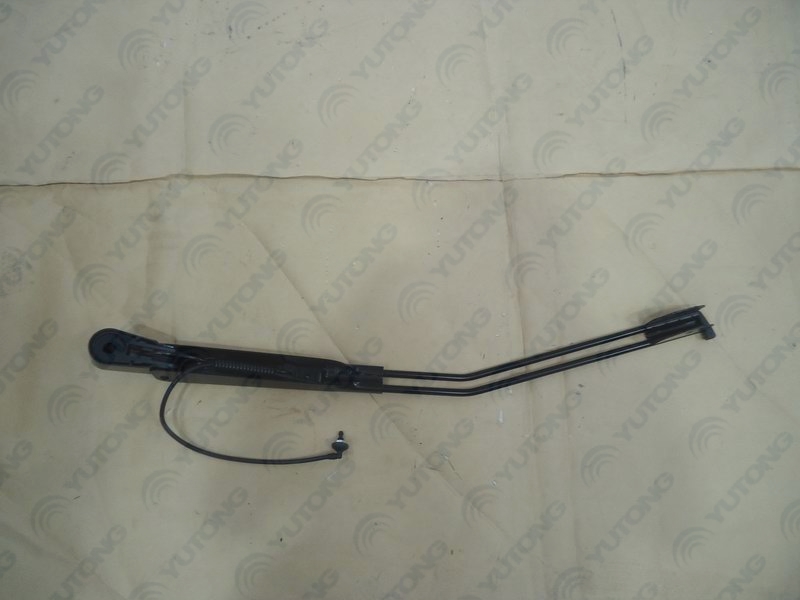 стержень скребка стеклоочистителя, 1206705YMD4 , 750 , 18 , правая сторона