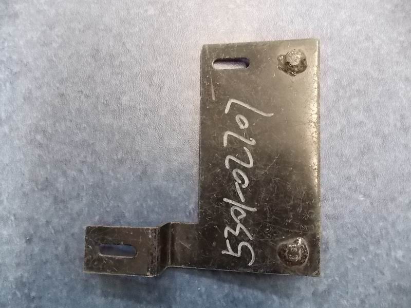 Front lock fixing part, left front headlight installation right bracket, ZK6127H