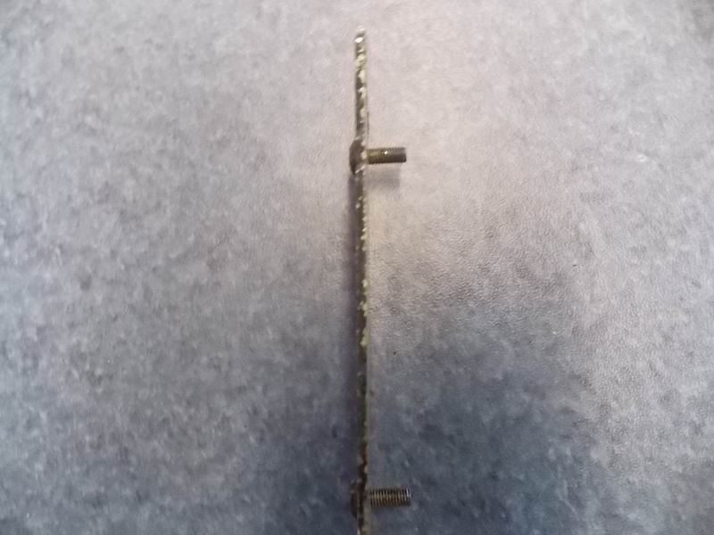 Деталь крепления переднего замка, кронштейн установки правой передней фары левый, ЗК 6127H-2