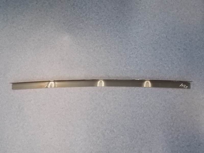 Front enclosure seal (40)-1