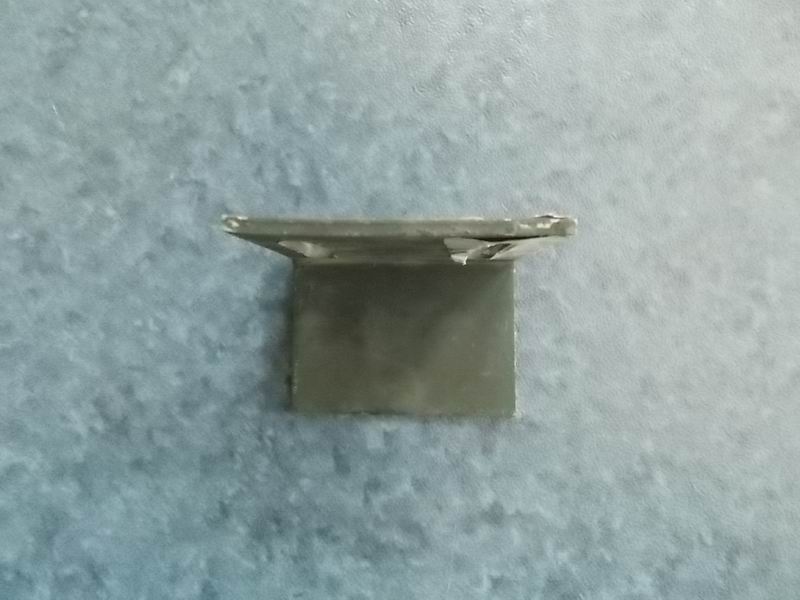 Front closure fixture, nylon bump lock, H278-1