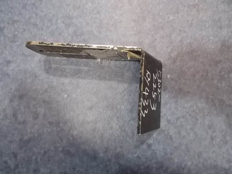 Headlight mounting bracket 4-1