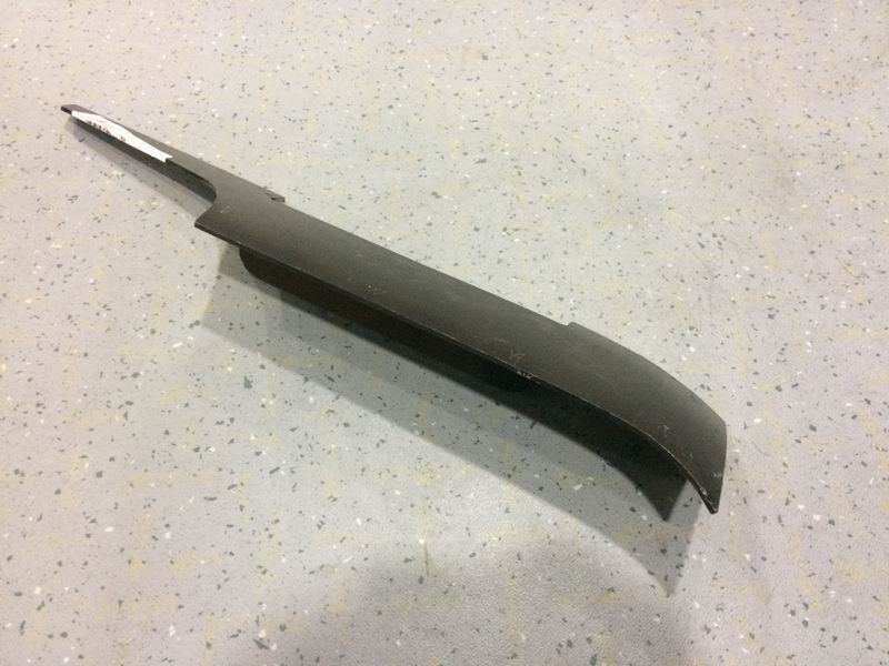 Exterior bracket, right light frame side connection plate, 6122HD9-1