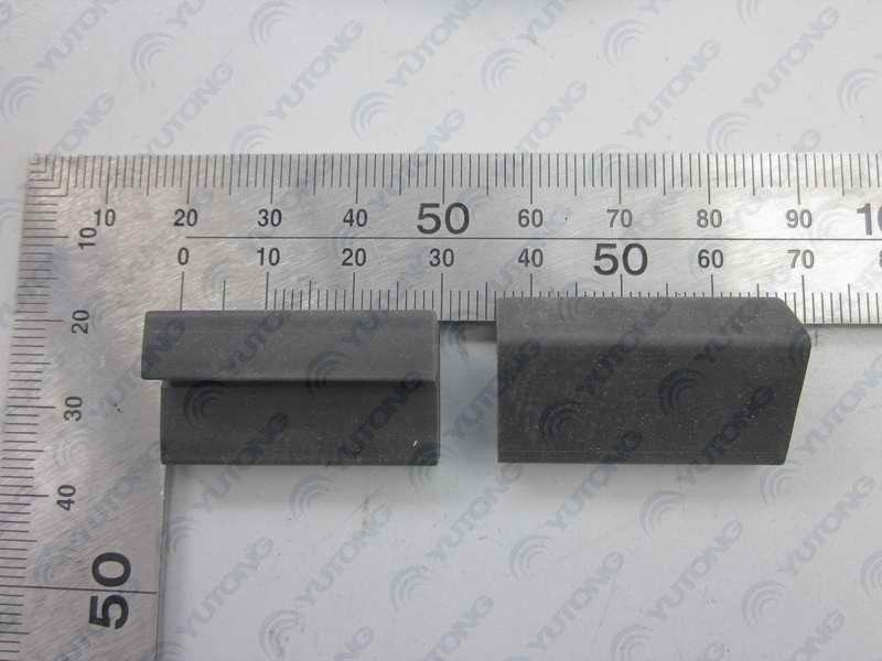 Side window glass positioning block 6890H-1